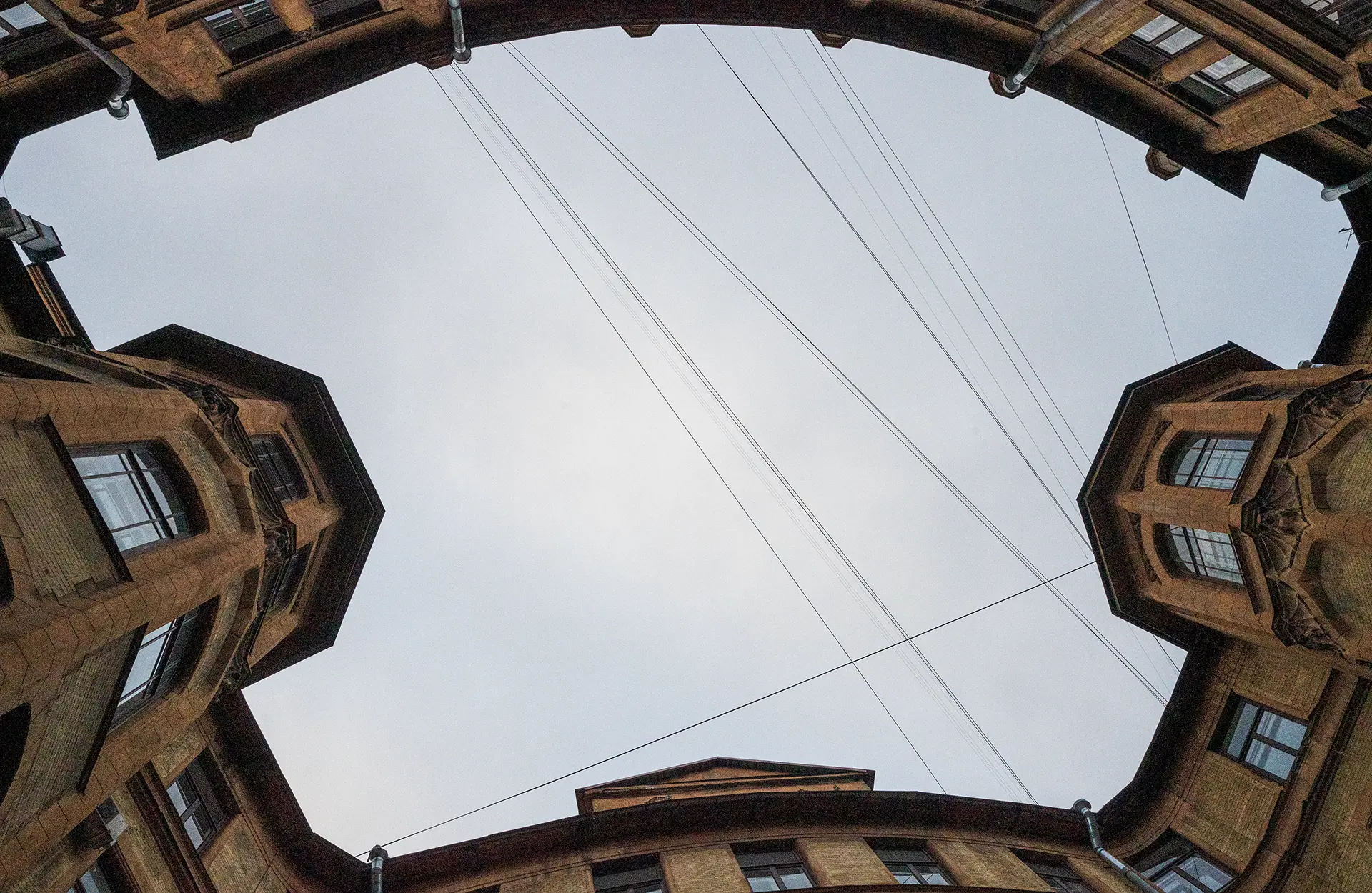 Двор-колодец